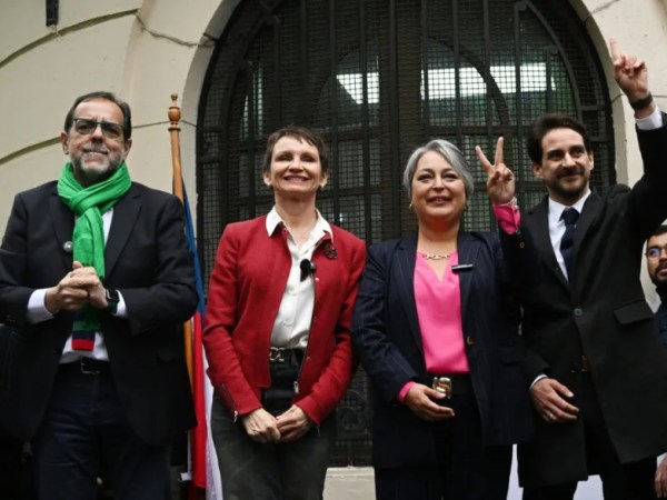 ELECCIONES EN CHILE. Margarita Labarca G.